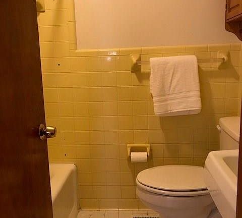 4th image of 341 Wilkinson Dr