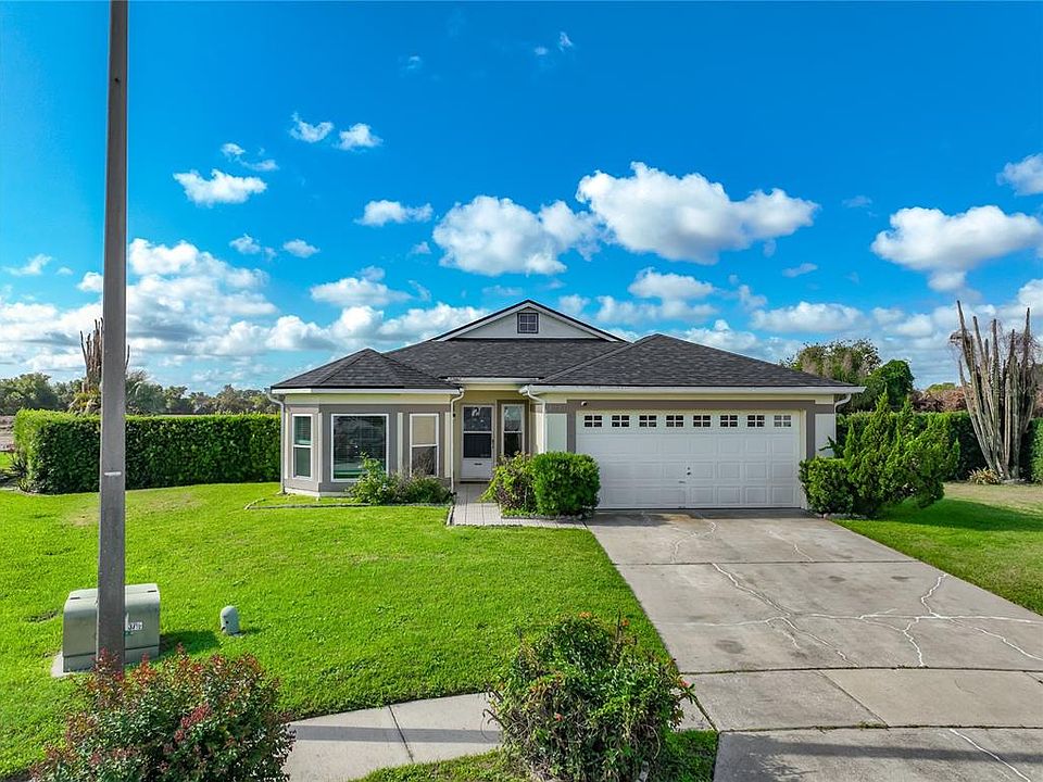 1st image of 4825 Highridge Ct
