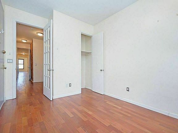5th image of 127 Rogers Ave APT 1