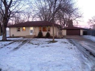 9541 4th Ave S, Bloomington, MN 55420