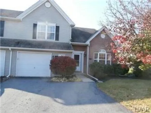 6508 Hickory Rd, Macungie, PA 18062