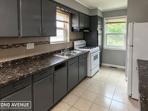 4th image of 12821 S Parnell Ave