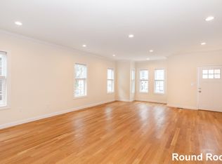 17 1st St #2E, Medford, MA 02155