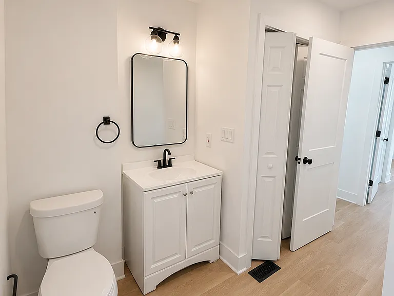 316 S Princeton Ave #316 — Photo 8
