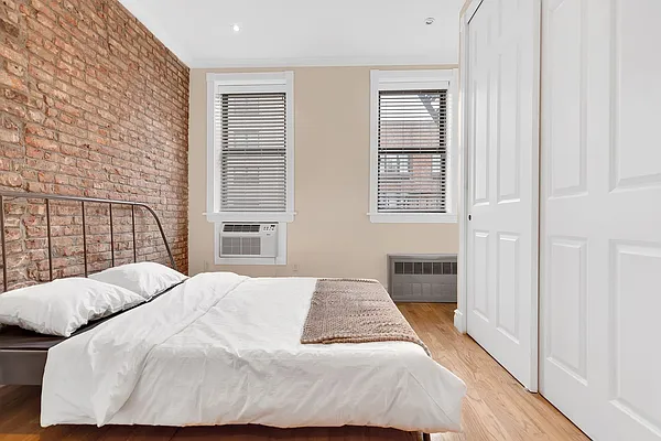 Rented by Cooper & Cooper Real Estate | media 24