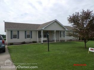 320 Claiborne Dr, Dry Ridge, KY 41035