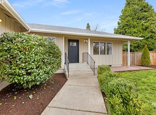2955 Gilham Rd, Eugene, OR 97408