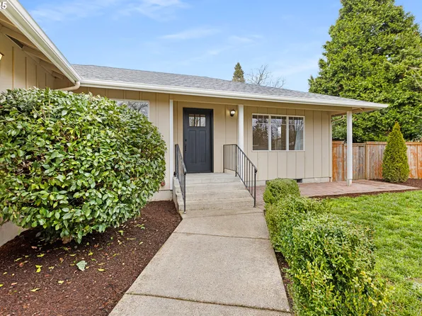 2955 Gilham Rd, Eugene, OR 97408