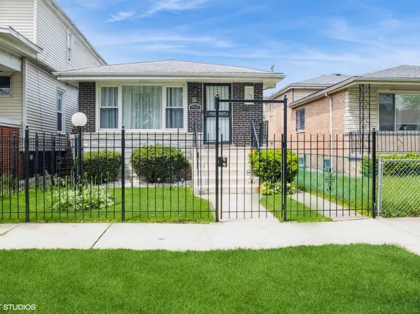 8930 S Parnell Ave, Chicago, IL 60620