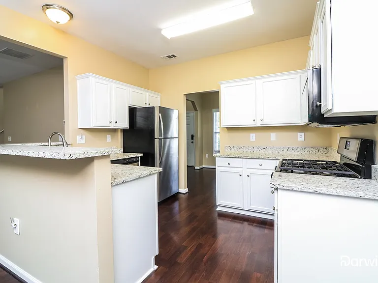 130 Kaleb Ct — Photo 4
