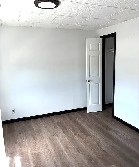 22 W King St #4 — Photo 4