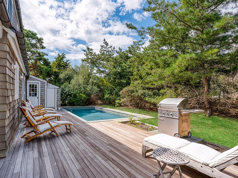 72 Marine Blvd — Photo 4