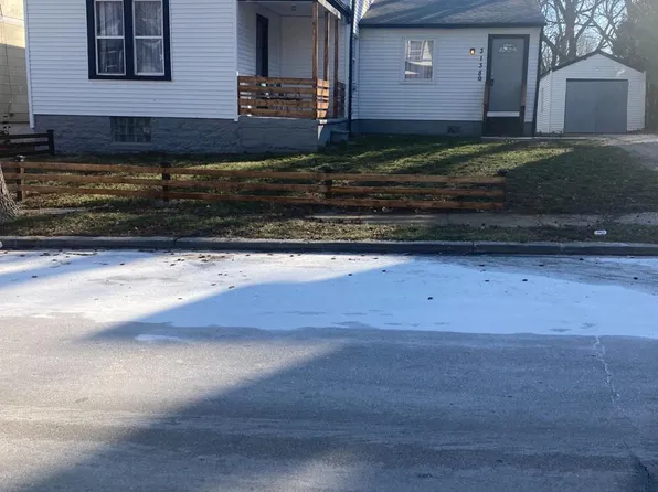 3138 Sunshine Ave, Cincinnati, OH 45211