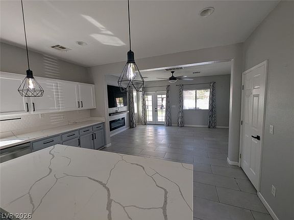 5th image of 6441 Iguassu Falls Rd