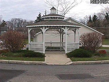 2nd image of 22556 Lenox Dr #414