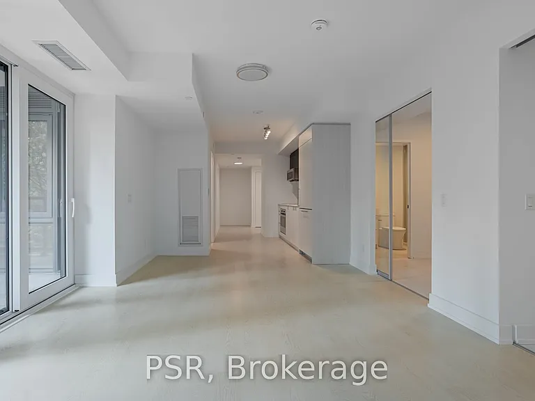 308 Jarvis St #422 — Photo 20