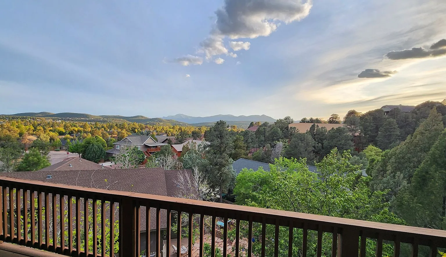 Beautiful Veiws From This Spacious Four Bedroom Home! — Photo 2