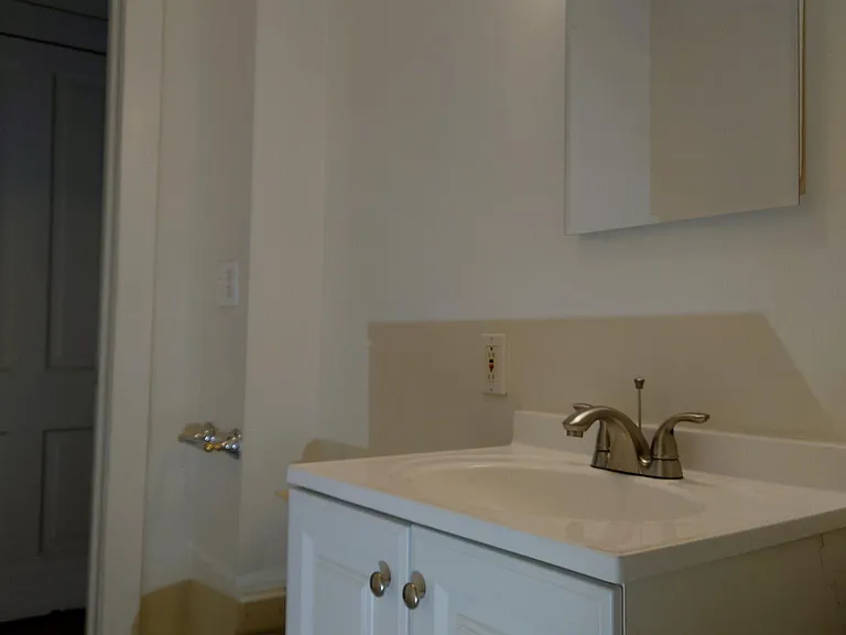 1832 Bolton St #3A — Photo 23