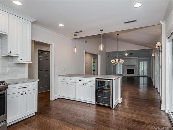 5th image of 4907 Torrey Pines Ct