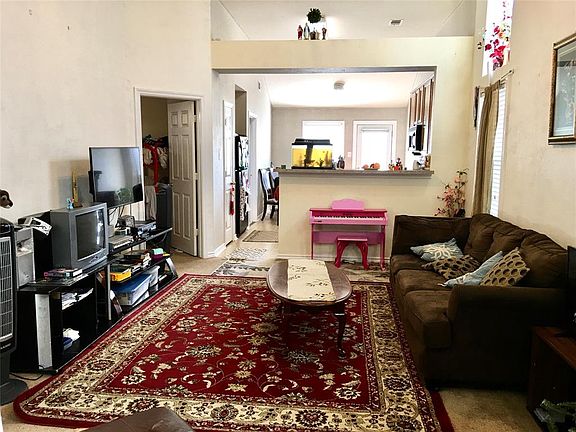 5th image of 8814 Stewart St