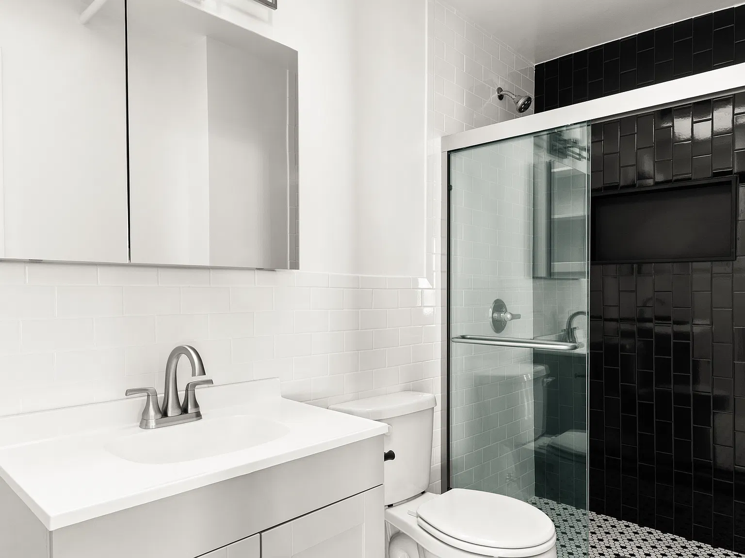 545 Lorimer Street — Photo 4