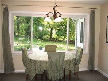 5th image of 3085 Mayfield Rd