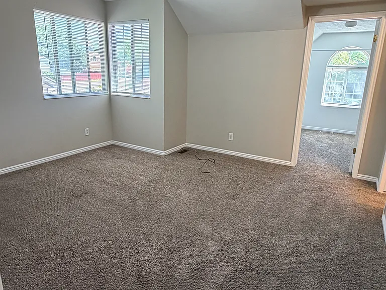1925 E Sunset Dr — Photo 14