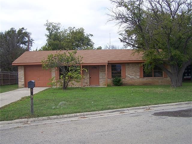 1st image of 9 Cindy Ct