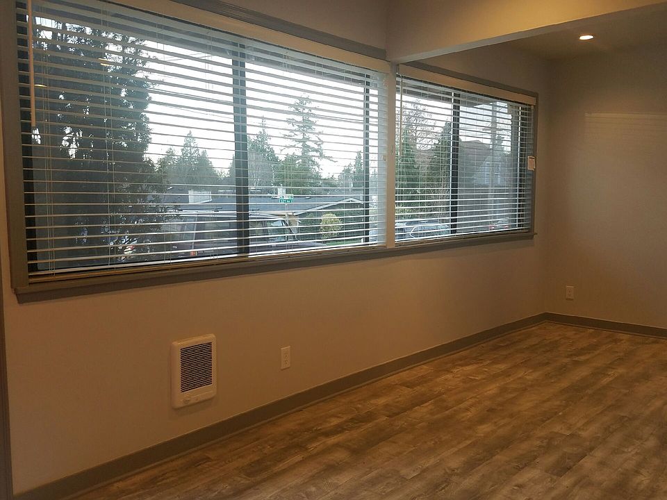 Dining room with new shades