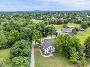 7 Amwell Rd, Flemington, NJ 08822