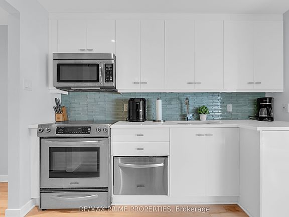3rd image of 202 Saint Patrick St #10