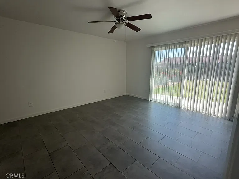 24245 Powell Pl — Photo 19