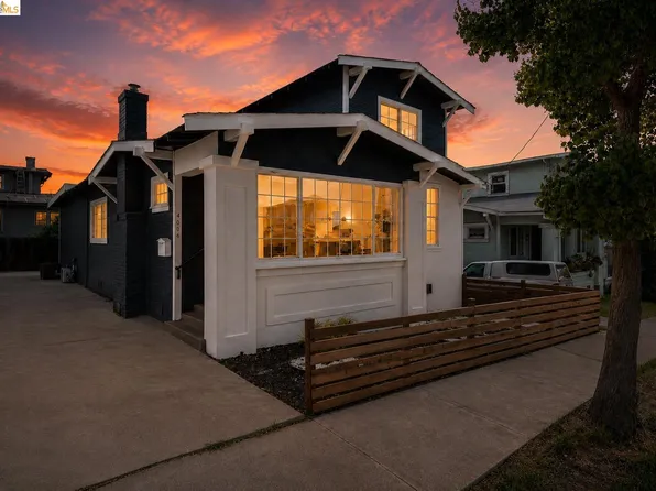 4006 Carrington St, Oakland, CA 94601