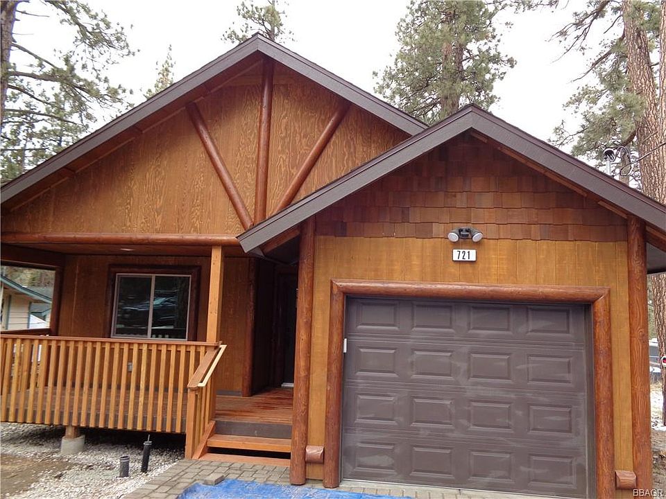 1st image of 721 Irving Way
