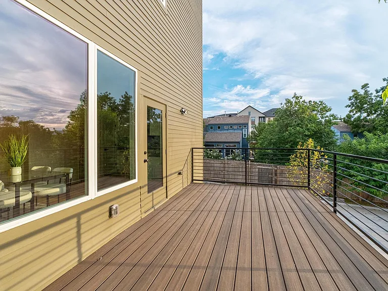 2309 Montopolis Dr #1 — Photo 25