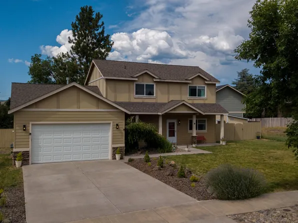 821 Quail Point Dr, Klamath Falls, OR 97601
