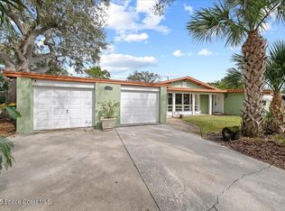 737 Nassau Rd, Cocoa Beach, FL 32931