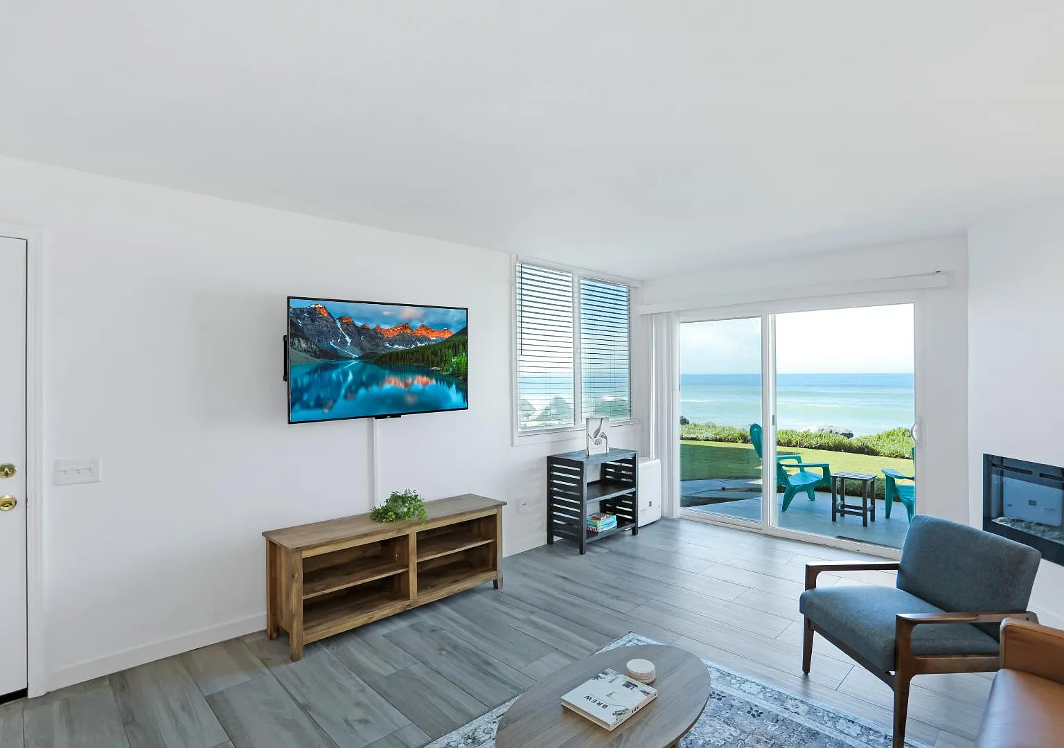 1244 Seacoast Dr - Seacoast Dr 1244 — Photo 3