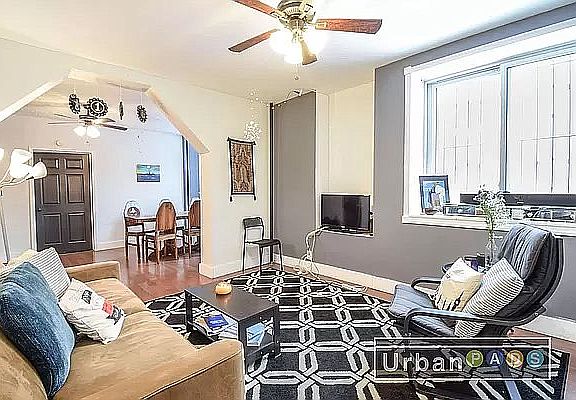3rd image of 131 Linden St #1A
