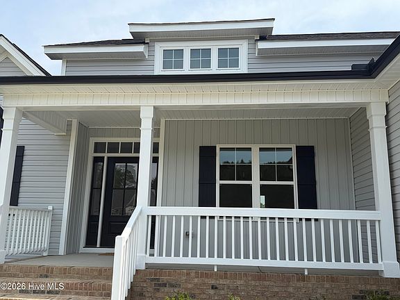3rd image of 117 Bryant Farm Drive