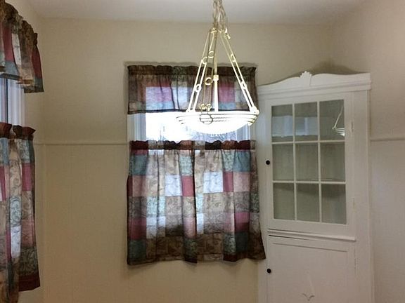 5th image of 1331 Kenwood Ave