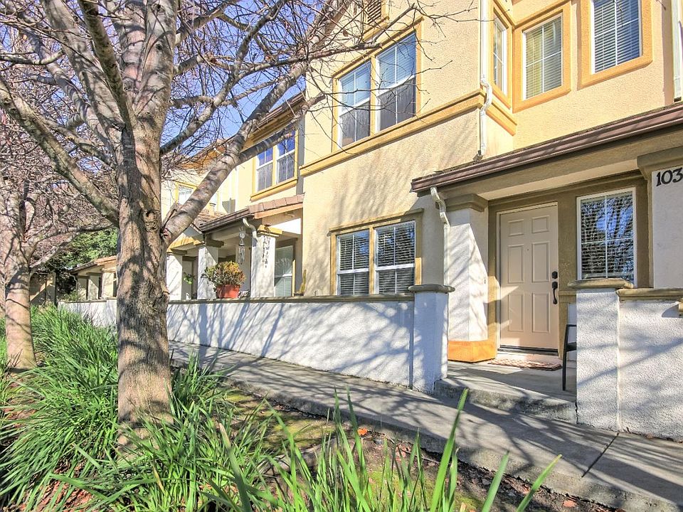 1st image of 1031 Santa Rosa Ct