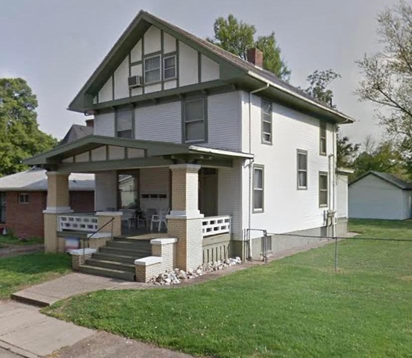 1st image of 825 E Blackford Ave #C