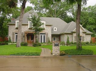 6008 Forest River Dr, Fort Worth, TX 76112