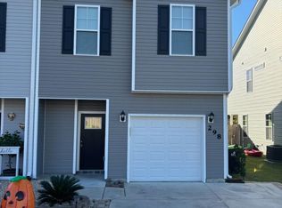 298 Currituck Dr, Holly Ridge, NC 28445