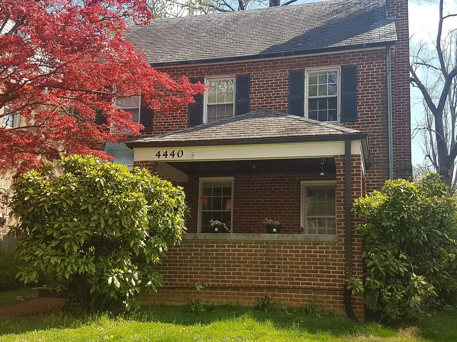 4 bed, 3.5 bath, 2275 sqft, $5,800 — Photo 3