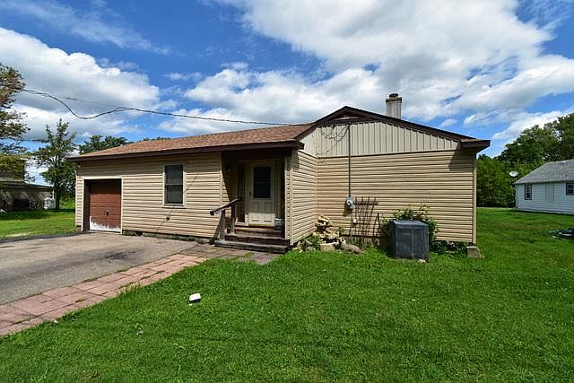 1st image of 26338 W Alexander Ave