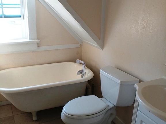 5th image of 774 34th Ave S