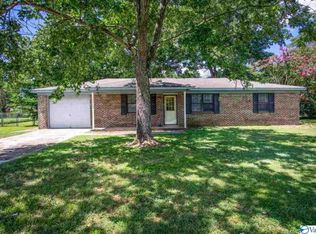 314 Belle Dr, Scottsboro, AL 35769