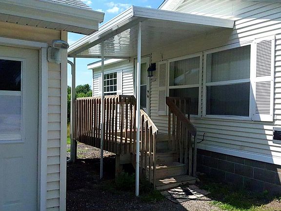 2nd image of 7266 Sand Lake St